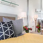 Prora - Apartment Mit Privater Dachterrasse - Sky Suite Proradies *