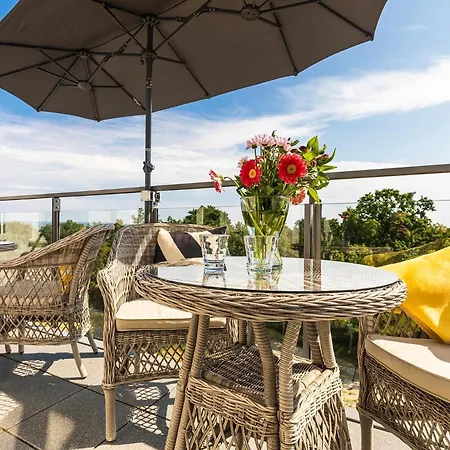 公寓 Prora - Apartment Mit Privater Dachterrasse - Sky Suite Proradies 宾茨
